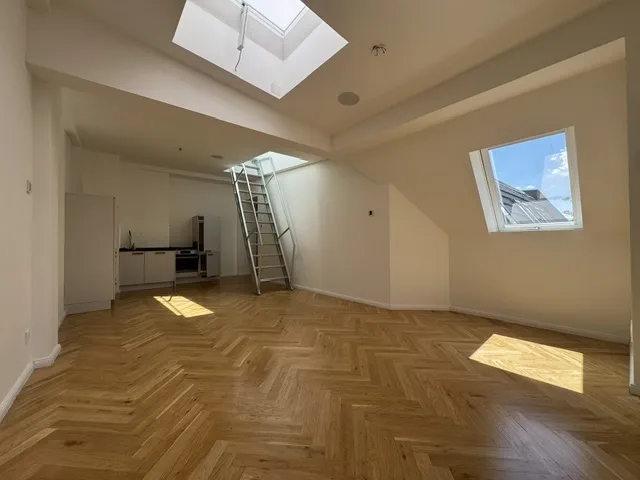 Über den Dächern von Friedenau – Penthouse mit Sonnendeck — photo 1